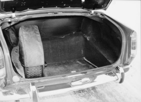 Rover 2000 TC (1966) - Blick in den Kofferraum eines Testwagens
