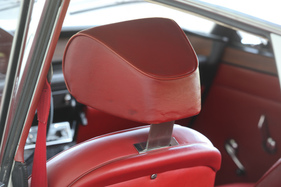 Rover 3500 V8 (1970) - mächtige Kopfstützen