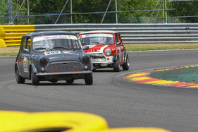 Rover Mini Cooper SPI - am Kampf der Zwerge beim Youngtimer Festival Spa 2018 Rover Mini Cooper SPI - am Kampf der Zwerge beim Youngtimer Festival Spa 2018