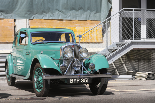 Bild: Rover Speed 14 Streamline Coupé (1935) - elegante Rarität von der Insel - Older Classics August 2024