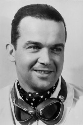 Rudi Caracciola mit Rennbrille