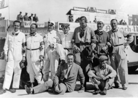 Rudolf Caracciola, Georg Kimpel, Otto Spandel, August Momberger, Graf Arco-Zinneberg, Adolf Rosenberger, Willy Rosenstein und Alfred Neubauer - GP der Nationen auf dem Nürburgring (1929)