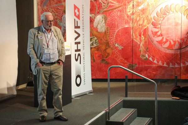 Ruedi Müller explains to those present why the car was the salvation of big cities like New York - 8th SHVF Delegates' Meeting on April 29, 2023