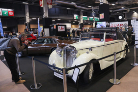 S.S. Jaguar 1.5 Cabriolet (1939) – mit Vierzylindermotor und Werkskarosserie – Rétromobile Paris 2025