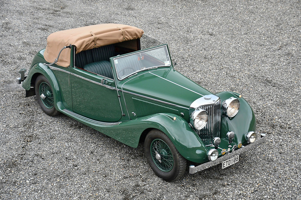 SS Jaguar 3 1/2-Litre Drop Head Coupe (1938) - as lot 143 at the auction of the Oldtimer Gallery in Gstaad on December 29, 2019