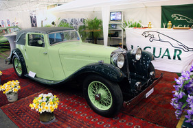 SS One (1933) - früher Vorläufer des späteren Jaguar-Sportwagens - auf dem Stand des Jaguar Owner Clubs - Oldtimer- und Teilemarkt Fribourg 2014