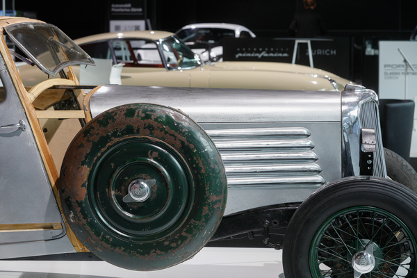 SS1 Airline (1935) - fortgeschrittener Restaurierungsprozess bei Dönni Classic Cars - 38. Auto Zürich 2025