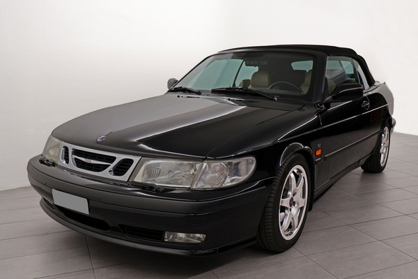 Image: Saab 9-3 2.0 SE Hirsch Deauville Cabriolet (1999) - as lot 02 at the Emil Frey Classic Auctions on April 26, 2025