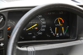 Saab 900 Turbo 16 (1984) - Ladedruckanzeige für den Turbo