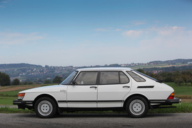 Saab 900 Turbo 16 (1984) - drei Seitenfenster für die fünftürige Variante