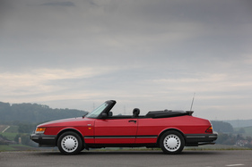 Saab 900i 16 Cabriolet (1990) - offen genauso elegant … (1990)