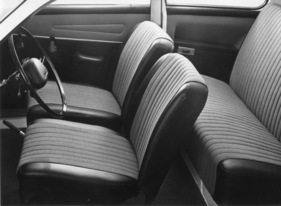 Saab 96 (1967) - Interieur auch für grosse Schweden bis 195 cm bequem