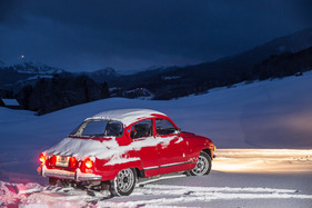 Saab 96 (1975) - Je tiefer der Schnee, desto überlegener der Saab im Vergleich zur Konkurrenz
