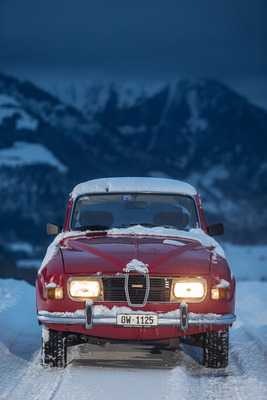 Saab 96 (1975) - Schmale Spur und viel Bodenfreiheit