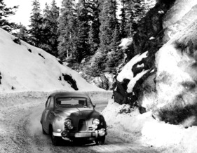 Saab 96 - Ein Saab mit Schweizer Besatzung an der Monte Carlo Rallye 1964