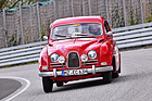 Saab 96 Monte Carlo Replica (1964) - Oldtimer Markt Herausgeber Peter Steinfurth mit Sohn Theo am Steuer - Pista & Piloti Hillclimb Pferdsfeld 2024