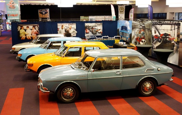 Bild Saab 99 (1968) - hier werden 50 Jahre Saab 99 gefeiert - InterClassics Maastricht 2018