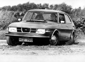 Saab 99 GL Combi Coupé (1976) – dank Frontantrieb gute Fahreigenschaften auf losem Untergrund