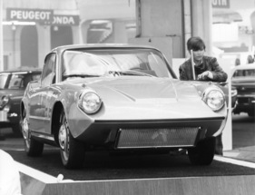 Saab Sonett II (1966) - auf dem Autosalon von Paris im Jahr 1966 Saab Sonett II (1966) - auf dem Autosalon von Paris im Jahr 1966