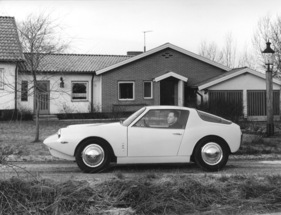 Saab Sonett II Prototyp (1965) - der frühe Entwurf von Björn Karlström war schon relativ nahe am späteren Serienfahrzeug
