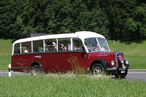 Bild Saurer N2C (1954) - Alpenwagen II im Element - Oldtimer in Obwalden (O-iO) 2019