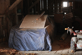 Scheunenfund Volvo P1800 S (1968) - wie aufgefunden in der Scheune