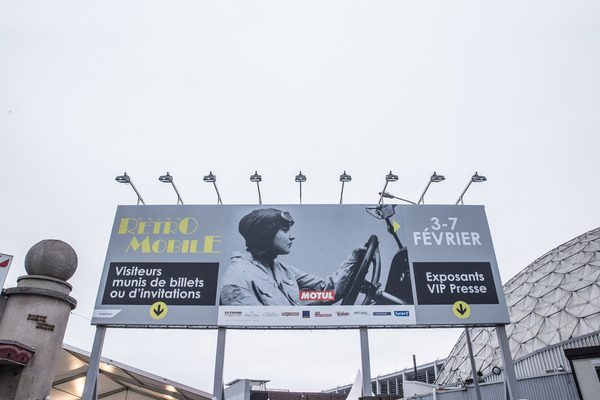 Bild Schild am Eingang - Rétromobile Paris 2016