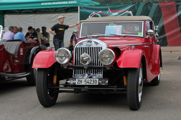 Schlank und rank - Morgan Plus 4 Drophead Coupé von 1953 - British Car Meeting Mollis 2017