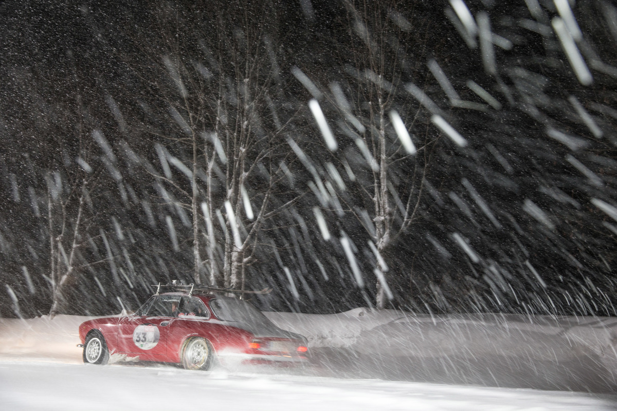 Schnee, mehr Schnee und noch viel, viel mehr Schnee… trotzdem gab es weit weniger Probleme bei der Planai-Classic als auf all den Autobahnen zwischen München und Wien.