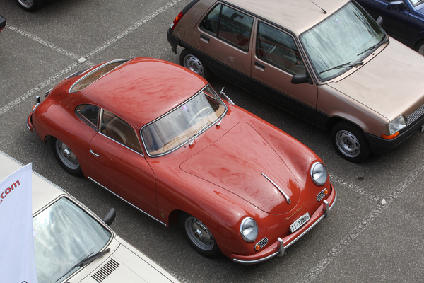 Schöne Farbe für diesen frühen Porsche 356 A - AMAG Classic Day 2022