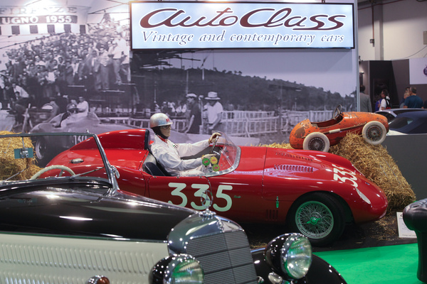 Bild Schöne Rennsport-Szenerie - Auto e Moto d'Epoca in Padua 2018