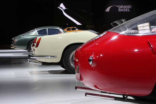 Schöne Rücken können immer entzücken - Ferrari 250 MM, Ferrari 250 GT California Spider und Aston Martin DB4 GT Zagato - Grand Basel 2018