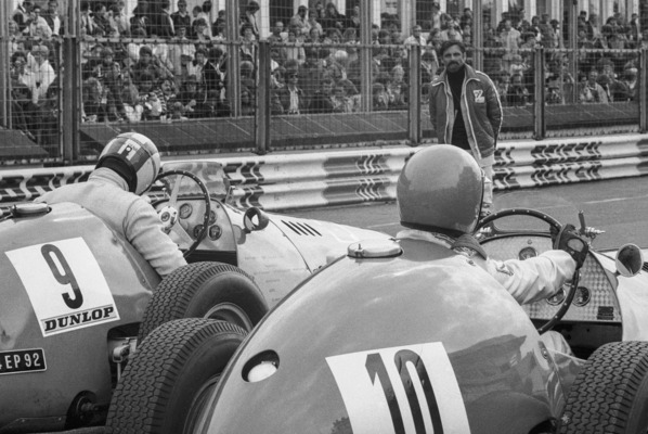 Schon bald stand auch mein Vater mit seiner Kamera für die "Automobil-Revue" vor Ort.