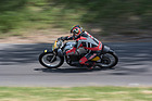 Schräglagen im Motorradfeld - Lignières Historique 2015