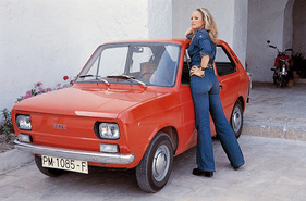 Seat 133 (1974) - mit James-Bond-Co-Schauspielerin Ursula Andres