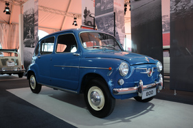 Seat 800 vom 60 Jahre Seat 600 Jubiläum am Spirit of Montjuïc 2017 (Catalunya Classic Revival)