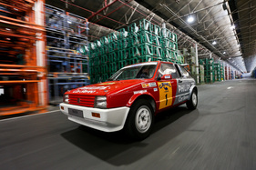 Die zusammen zwischen 250 und 280 PS starken Motoren haben mit den etwa 1000 kg des Rallye-Ibiza leichtes Spiel