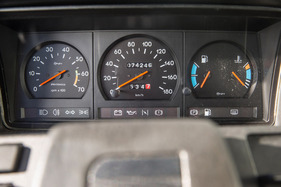 Seat Ibiza GL 1.5i (1989) - sauber gezeichnete Rundinstrumente