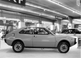 Seat Sport 1430 (1979) - basiert auf der Mechanik des Fiat 127, weist kompakte Abmessungen auf - Genfer Automobilsalon 1979