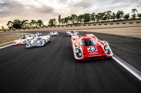 Sechs Le-Mans-Gesamtsieger, vorne der 917 KH von 1970 Sechs Le-Mans-Gesamtsieger, vorne der 917 KH von 1970