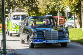 Seit 60 Jahren im Familienbesitz - Der Mercedes Benz 220 Sb von Michael Schmirdorfer und Monika Bauer.