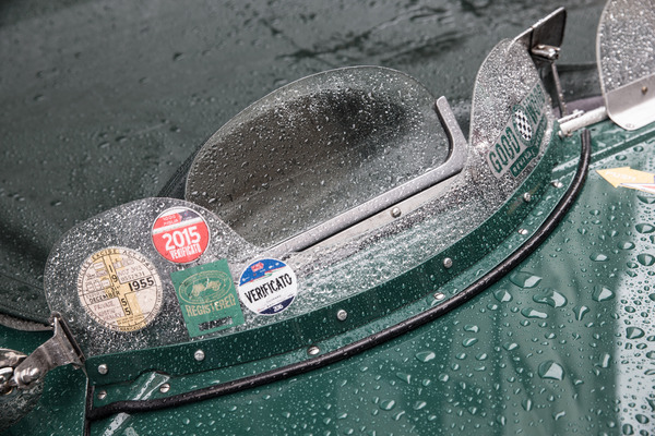 Selbst der Wetterschutz ist nass - Mille Miglia 2016