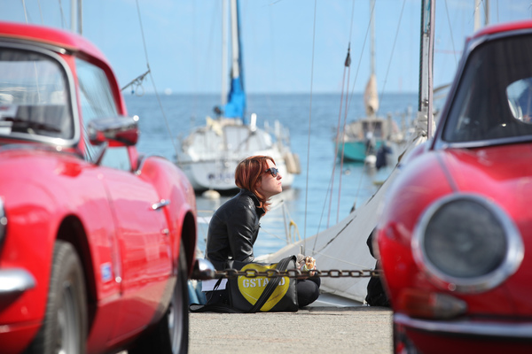 Bild: Selbst zwischen den schönsten britischen Klassikern findet man ein ruhiges Plätzchen, um sein Sandwich zu essen - Swiss Classic British Car Meeting Morges 2017