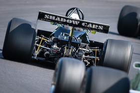 Shadow DN9 (1976) - Feld "F1" - Masters Historic Festival Brands Hatch 2023