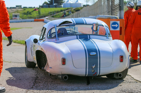 Shelby American Cobra (1964) - Masters Three Hours - Spirit of Montjuïc 2017 (Catalunya Classic Revival)