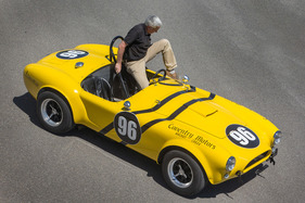 Shelby Cobra 289 (1967) - der Ein- und Ausstieg klappt auch, ohne dass man die Türe öffnet