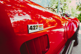 Shelby Cobra 427 (1966) - Hinweis auf den Siebenliter-Motor