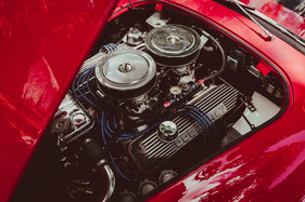 Shelby Cobra 427 (1966) - die Strassenversion des sieben Liter grossen V8 mit 425 PS