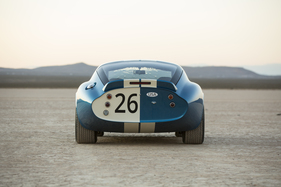 Shelby Cobra Daytona Coupé (mit GFK-Karosserie) (2015) - zum 50. Jubiläum des Shelby-Sieges an der FIA-Weltmeisterschaft 1965 Shelby Cobra Daytona Coupé (mit GFK-Karosserie) (2015) - zum 50. Jubiläum des Shelby-Sieges an der FIA-Weltmeisterschaft 1965