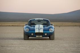 Shelby Cobra Daytona Coupé (mit GFK-Karosserie) (2015) - zum 50. Jubiläum des Shelby-Sieges an der FIA-Weltmeisterschaft 1965